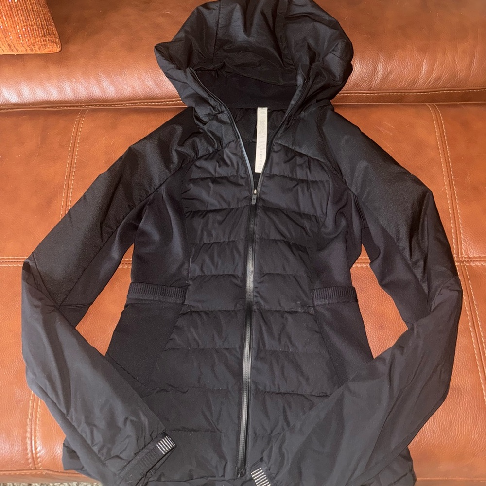 Lululemon Women's Black Hooded Jacket